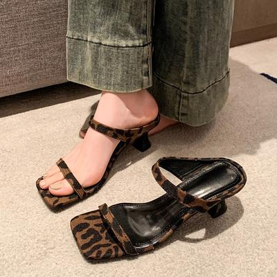 Fashion 2025 New Summer Women Thick Heel Slippers Fashion Leopard Open Toe Slide Ladies Elegant Dress Sandalias