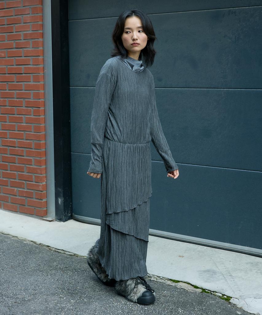 Wioi Pleats Layered Dress_Charcole