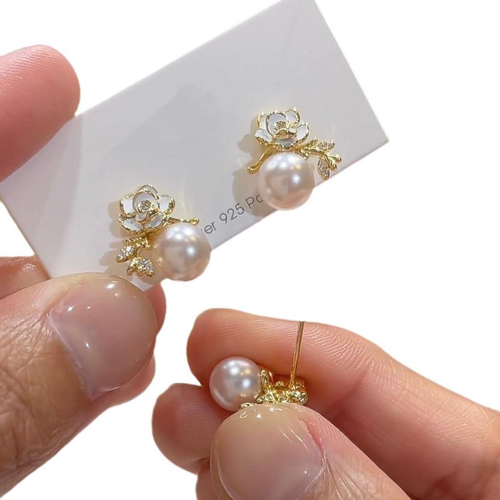 Korean & Japanese Camellia Pearl Stud Earrings: Stylish High-End Women's Fashion for Summer 2024.