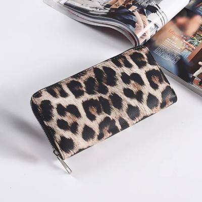 Δερμάτινο γυναικείο πορτοφόλι Κλασικό Leopard Animal print Μακριά πορτοφόλια Θηλυκά θηλυκά καρτών θήκη συμπλέκτη Τσάντα μόδας Γυναικεία πορτοφόλια