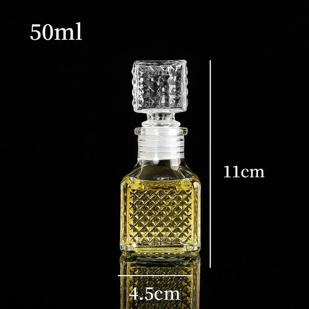 1Pcs 50ml Mini Glass Alcohol Liquor Bottles With Screw Cap Small Empty Spirit Whisky Wine Bottle Whiskey Decanter Bottles