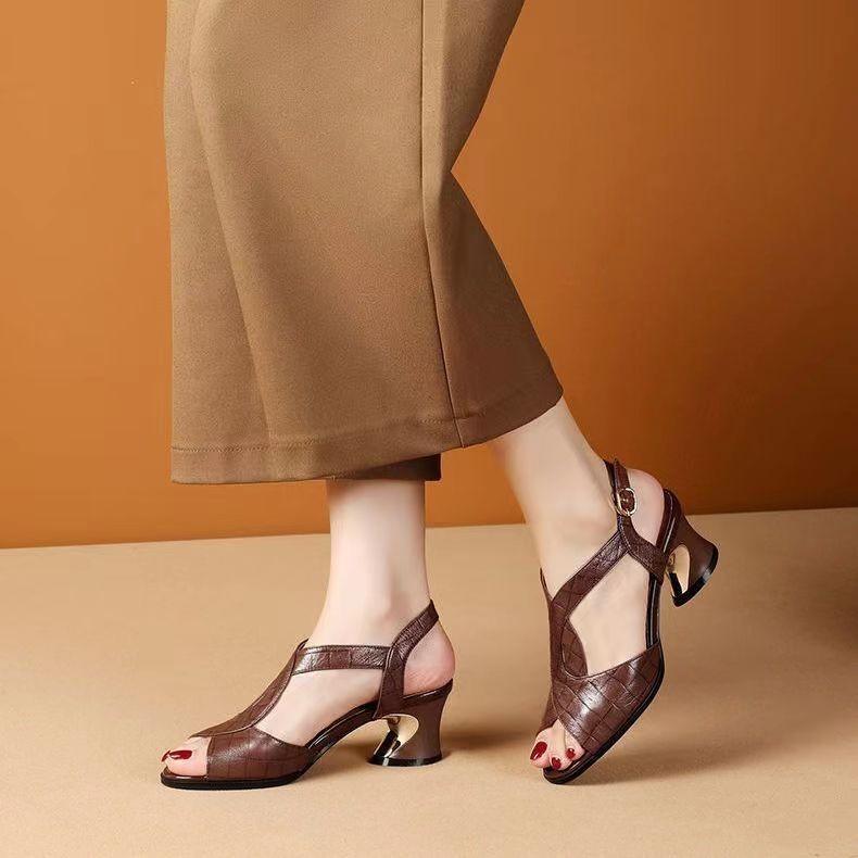 Sandals Women Fish Mouth Medium-heeled 2025 Summer New All-match Back Straps Thick-heeled Women's Shoes with Soft Bottom