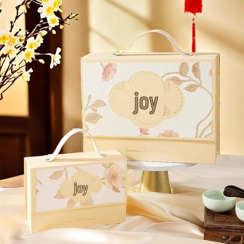 Chinese Style Wedding & Engagement Candy Gift Box - Bridesmaid Favor Packaging