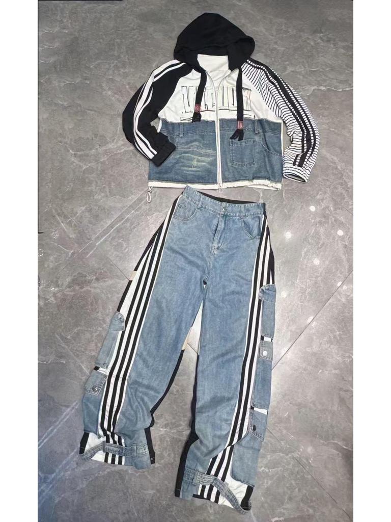 European-Style Women's Spring 2026 Patchwork Denim Windbreaker Jacket with Letter Print