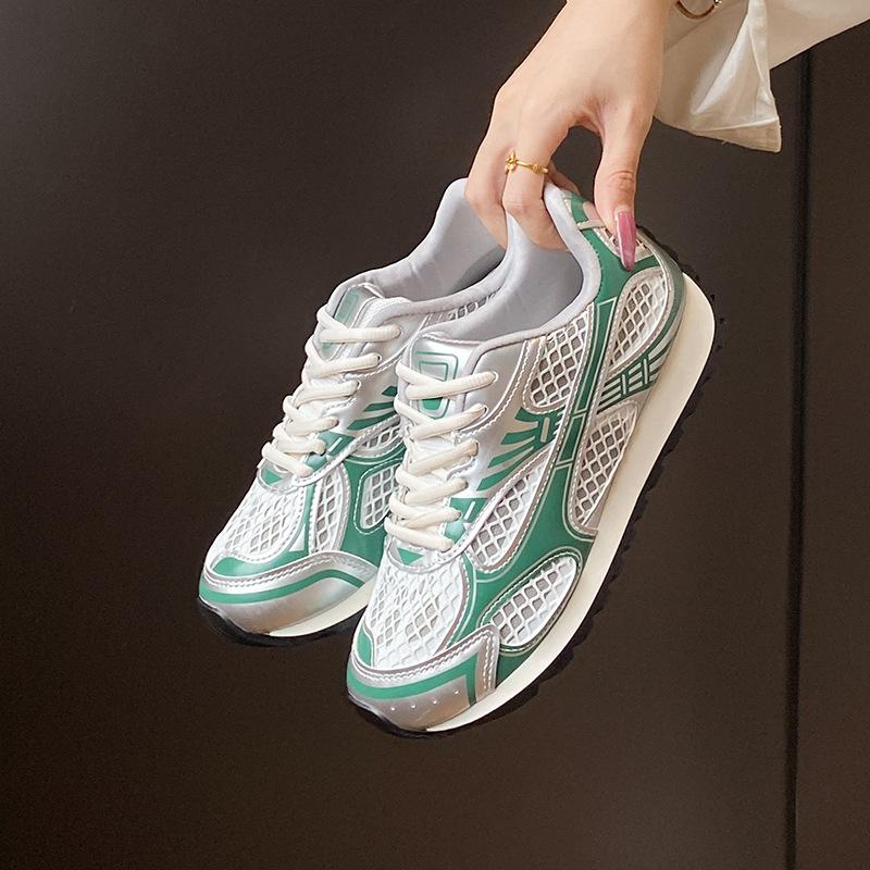 2025 autumn new Korean version breathable Forrest Gump shoes female ins student casual shoes female platform running shoes female A8201