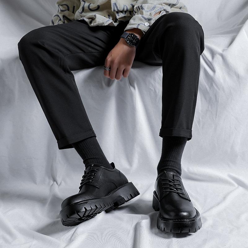 Frühling und Herbst schwarze Herrenschuhe, vielseitige Trend-Herrenschuhe, Plateau-Casual-Kleinlederschuhe 68303-R