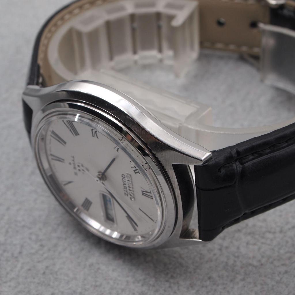 Used Overhauled SEIKO Type 2 Roman Sunburst 7546 Vintage Quartz