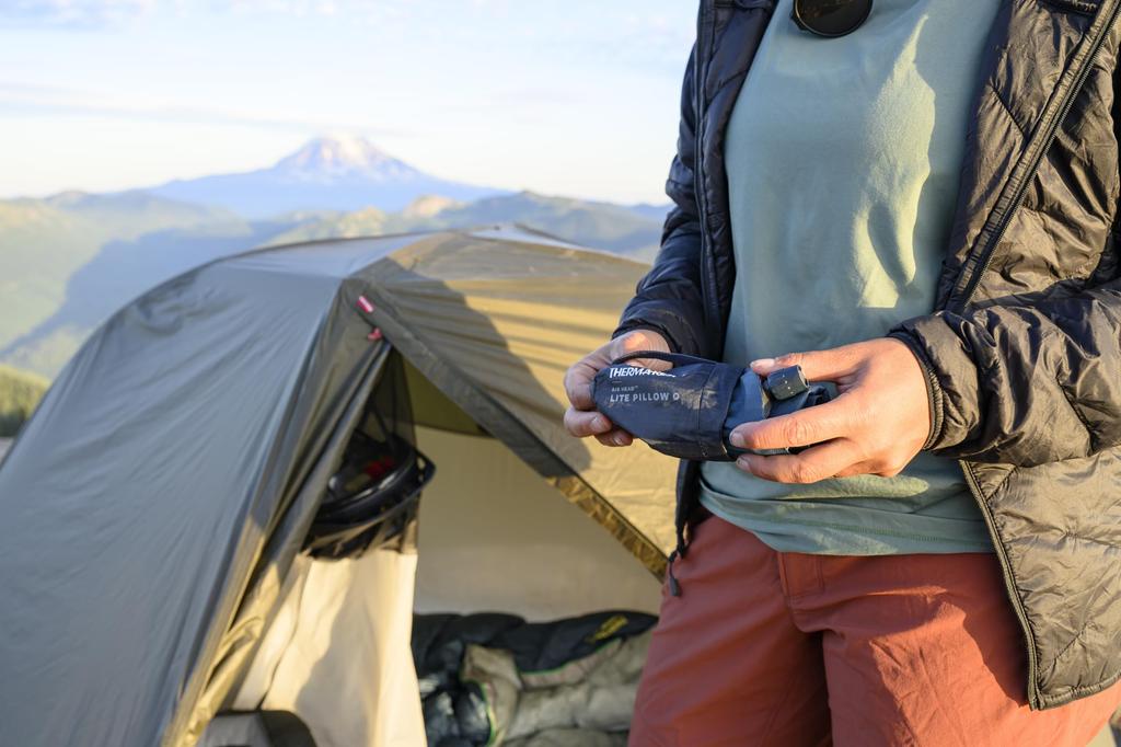 Air Head Lite Inflatable Camping Pillow Large X 18 Therm-a-Rest - 12.5