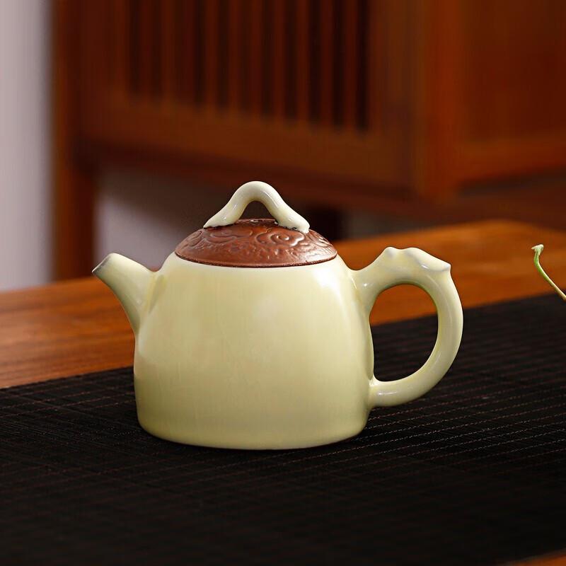 Dragon Soaring Prosperity 10-Piece Ceramic Tea Set