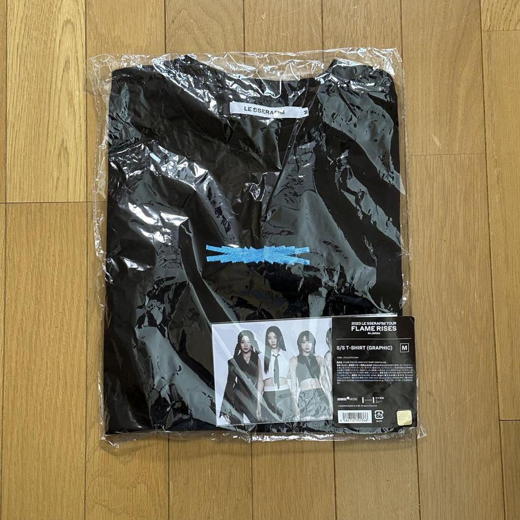 [USED] Lesserafim 2023 Tour T-shirt