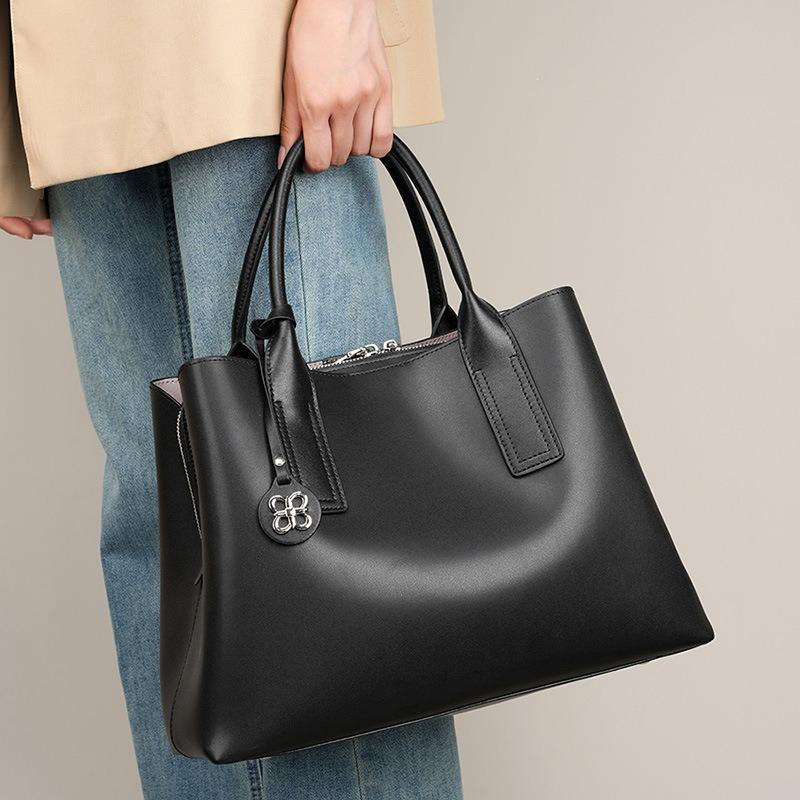 Handbag women's new fashionable large-capacity shoulder bag women's tote bag leather oblique span bag commuter bag women's tide