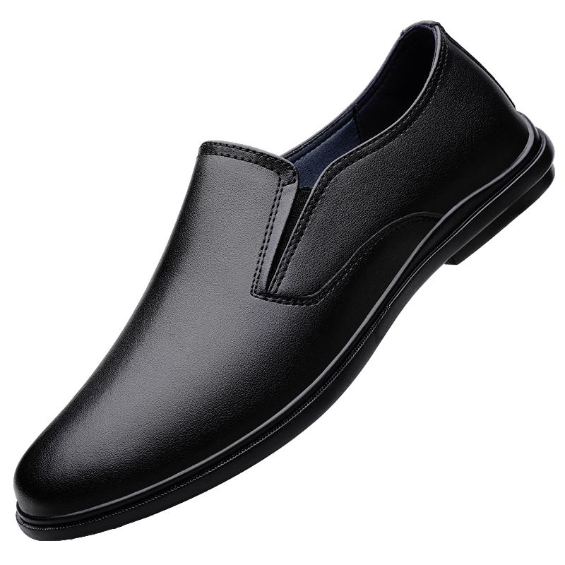Fashion New flat bottomed men's leather shoes Comfortable and casual style Daily outdoor Adult office Black and white shoes Slip on