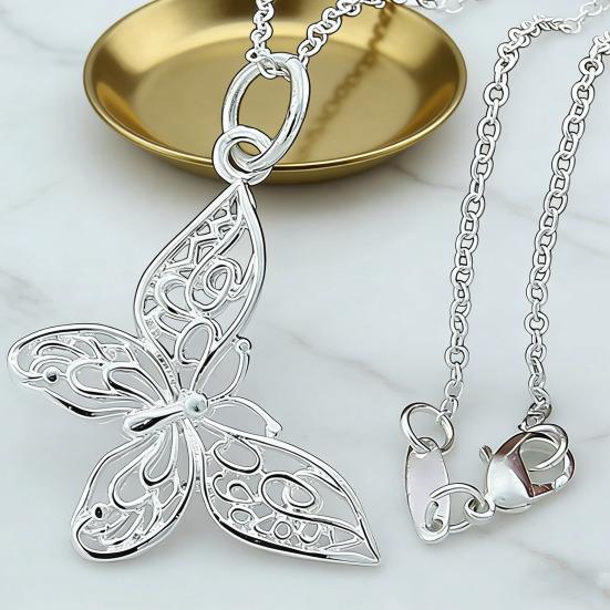 Women Butterfly Necklace Hollow-Out Butterfly Elegant Dainty Necklace Pendant Necklace Jewelry for Daily Wear Weddings Parties