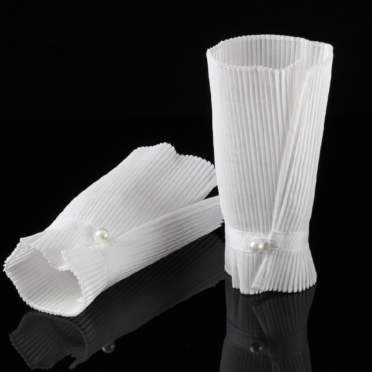 Victorian Ruffled Neck Cuff False Collar and Faux Wrist Cuffs Set for Halloween Costumes and Historical Role Play Event