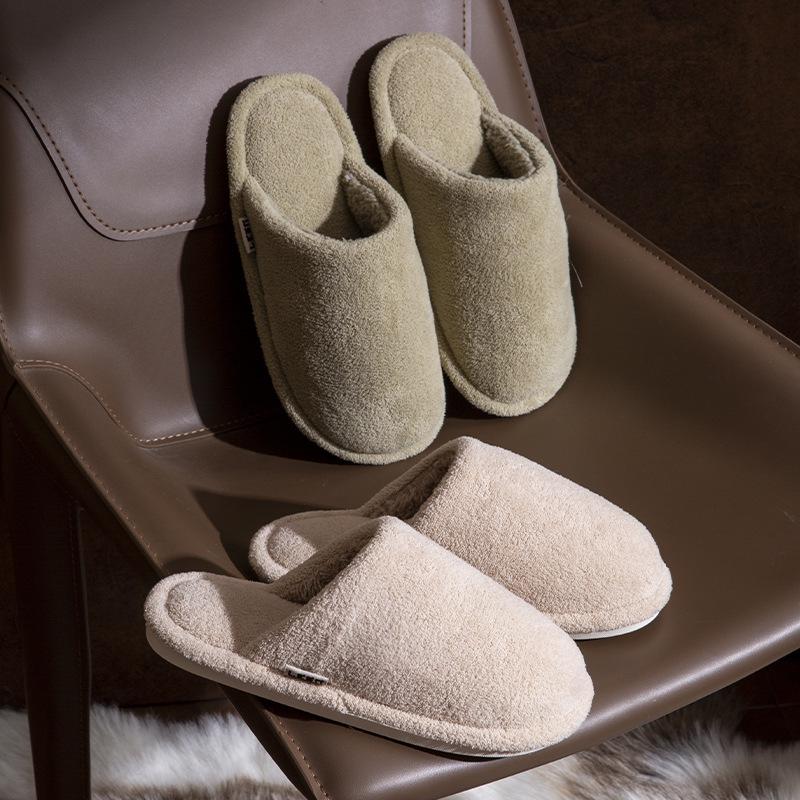 2025 Plush Cotton Slippers for Men & Women - Cozy, Non-Slip, Indoor Footwear for Autumn & Winter.