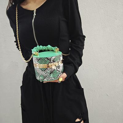 Pu Wrist Box Lock Bucket Bag Spring and Summer New Fashion Simple Women's Shoulder Messenger Bag
