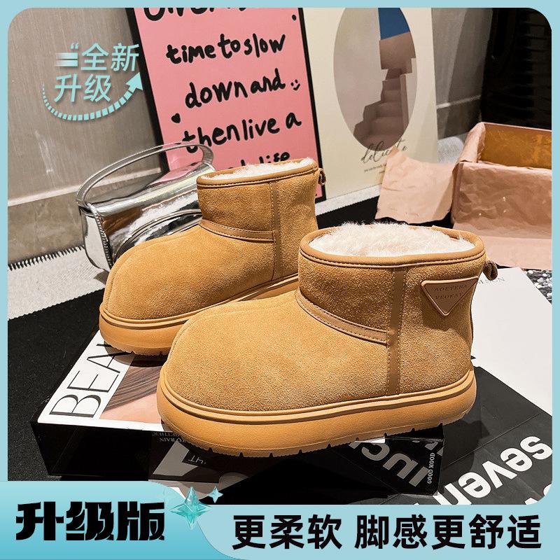 European Station Winter New Kapibara Matte Leather Thickened Snow Cotton Boots Bread Shoes Small Women's Shoes