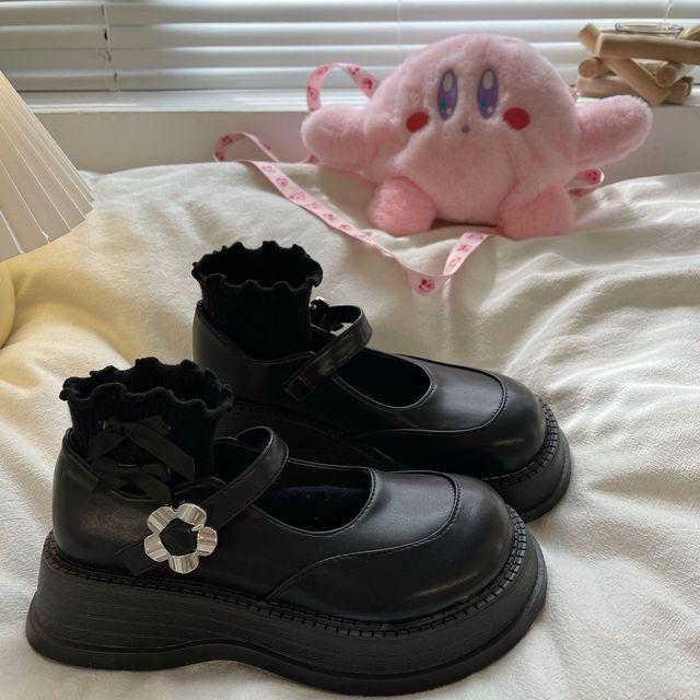 

Туфли Мэри Джейн на толстой подошве. Женские весенние туфли с пряжкой. Маленькие туфли Лолиты из искусственной кожи. Туфли с круглым носком. Туфли на платформе. 35