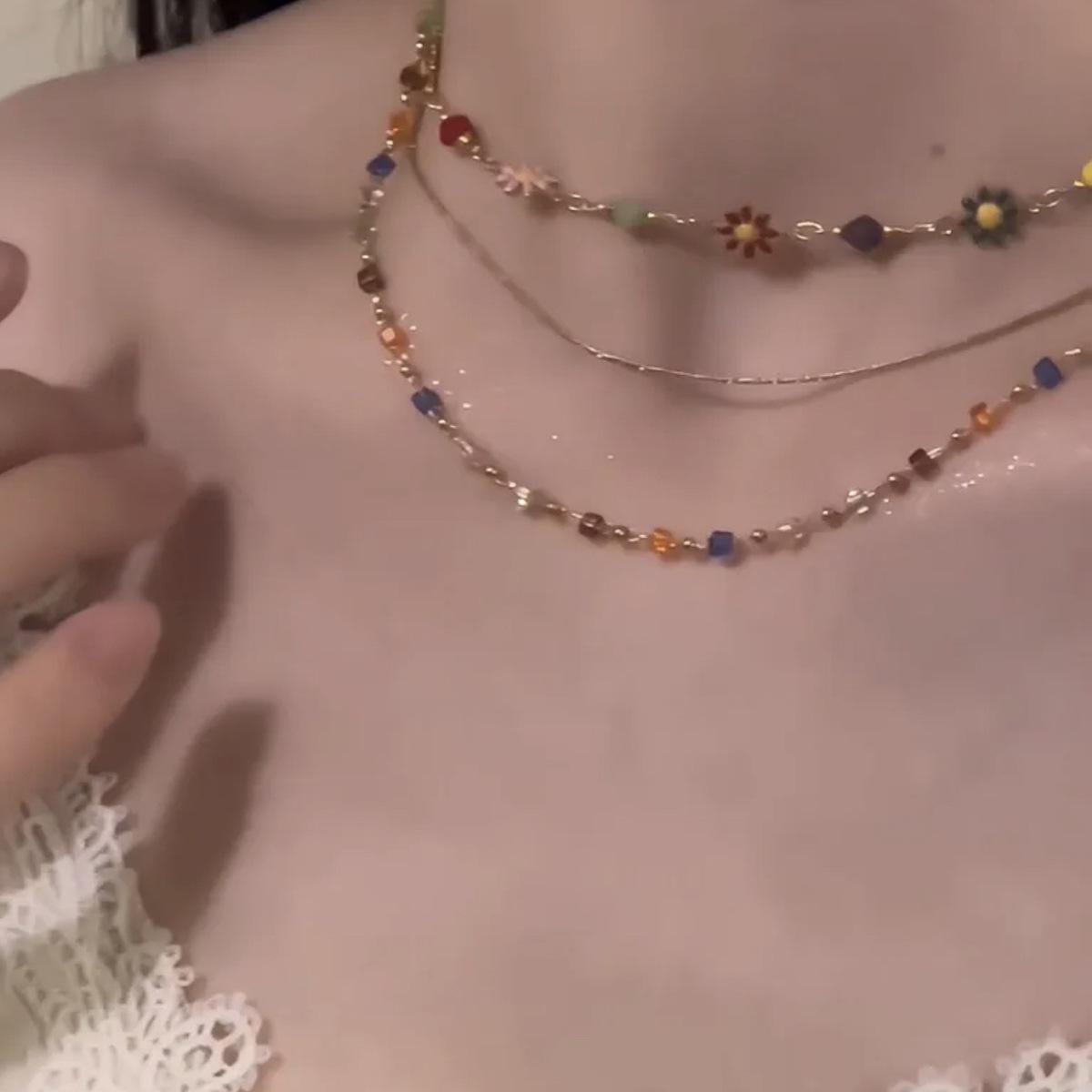 

Chic Tassel Planet Wrap Necklace: Women s Luxury Choker with Stylish Charm