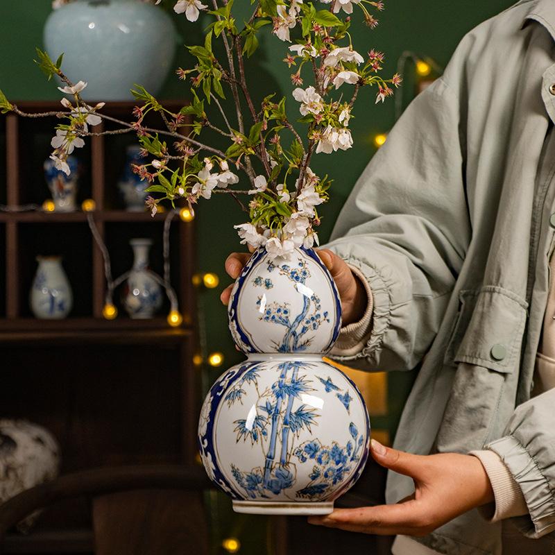 Ceramic Vase Chinese Blue and White Porcelain Gourd Pot Flower Arrangement Accessories Flower Vase Home Decoration Accessories