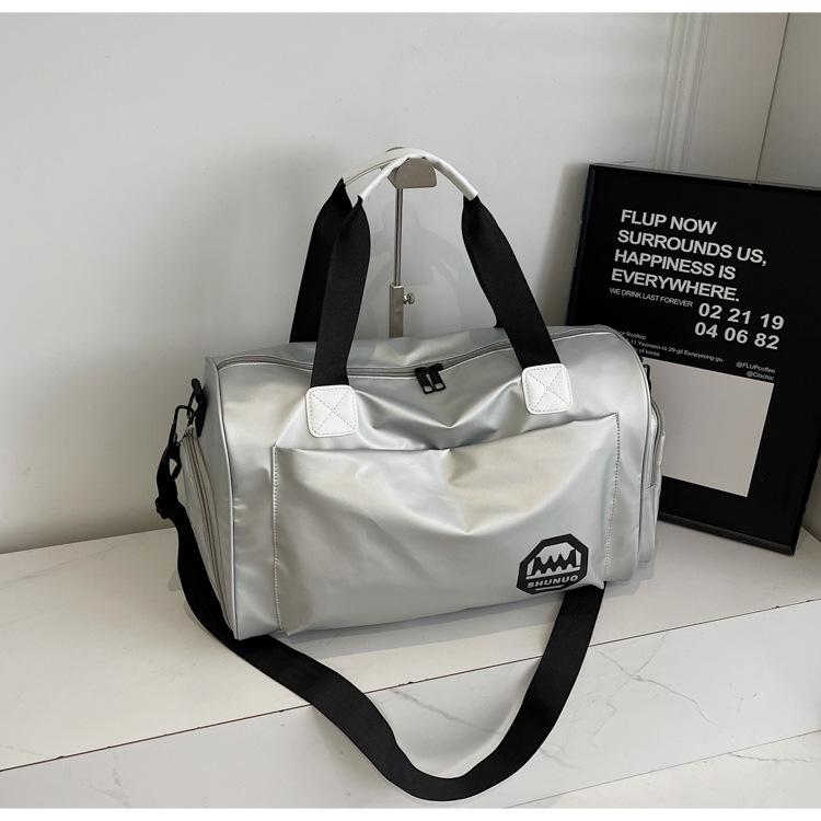 

Duffel bag for men and women large capacity foldable hand luggage bag waterproof puttleable trolley travel bag leisure fitness bag
