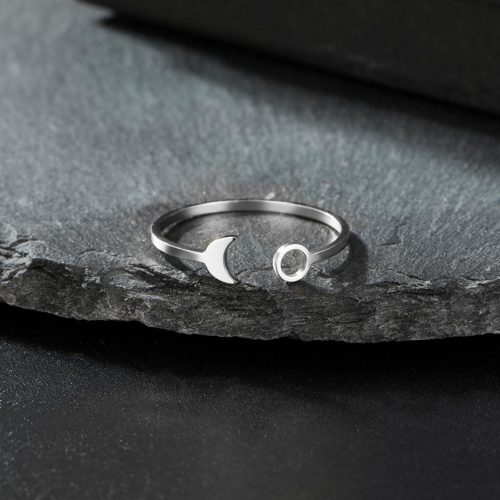 Skyrim Hollow Solid Sun Moon Stainless Steel Open Ring Women'S Girls Fashion Minimalist Birthday Gift Jewelry Gift New
