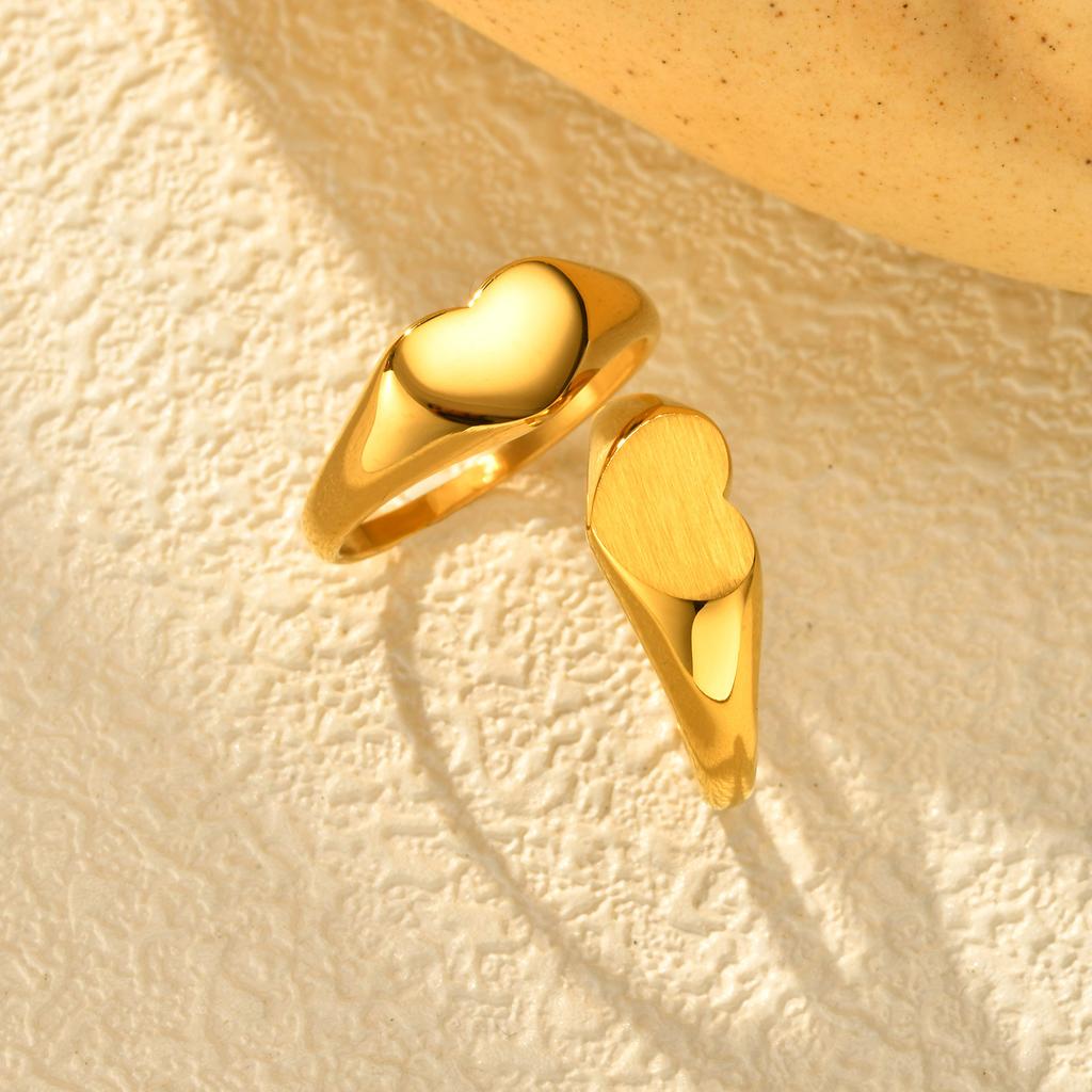 Chunky Matte/Gloss Heart-shaped Seal Ring for Women,Gold Color Stainless Steel Stamp Rings,Minimalist Jewelry Gifts