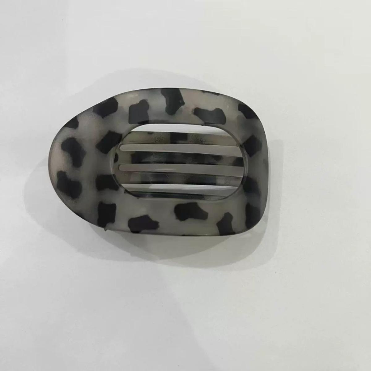 

Модные овальные заколки-краб для волос для женщин, новый дизайн, леопардовый матовый, изогнутый, плоский, заколки для укладки, акриловые, лежачие, аксессуары для волос