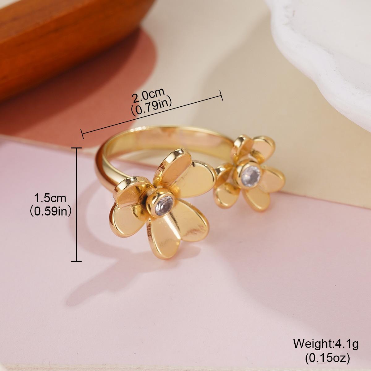 

New spring pearl flower earrings niche design premium earrings 2026 enamel temperament non-collision earrings