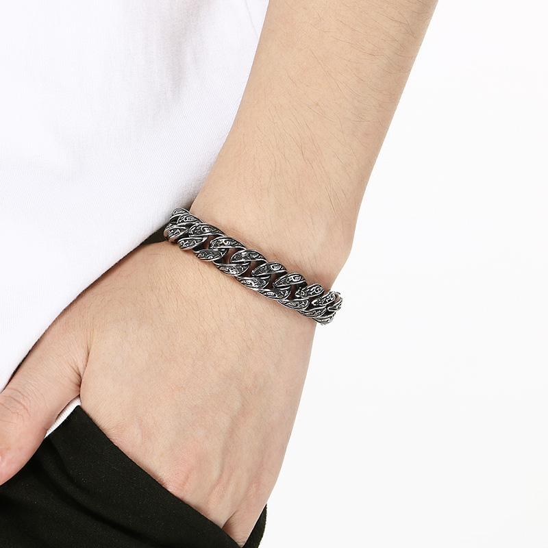 Hip Hop Stainless Steel Cuban Link Bracelet for Men Vintage Pattern Trendy Party Accessory Thick Charms Jewelry Gift for Party