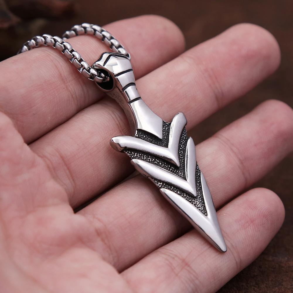 Punk Vintage Stainless Steel Arrow Pendant Necklace Cool Hip Hop Arrowhead Necklace Simple Fashion Amulet Jewelry Gift