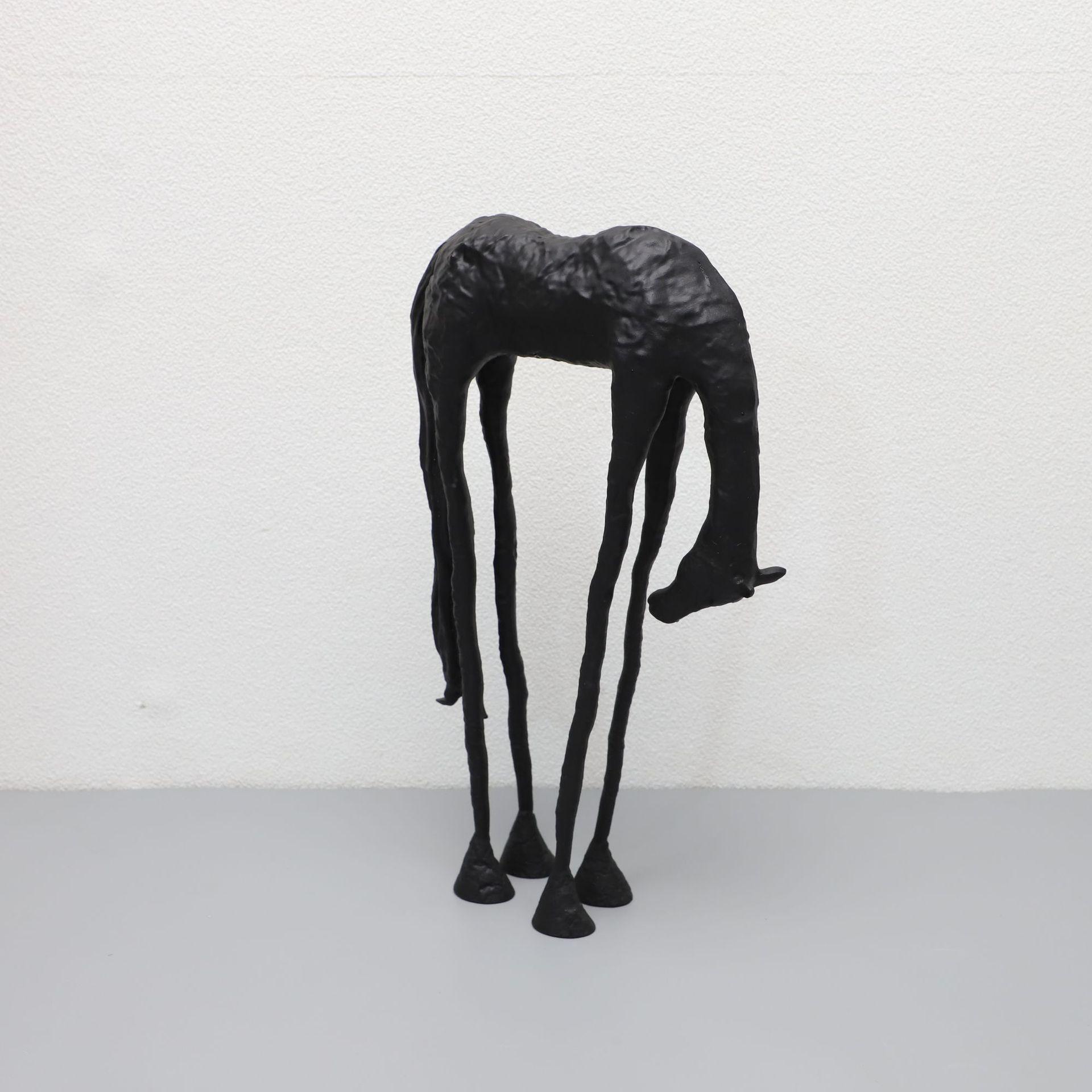 

Скандинавская минималистичная чугунная фигурка лошади для декора офиса, спальни или кабинета 16.5*5*30 cm чёрный