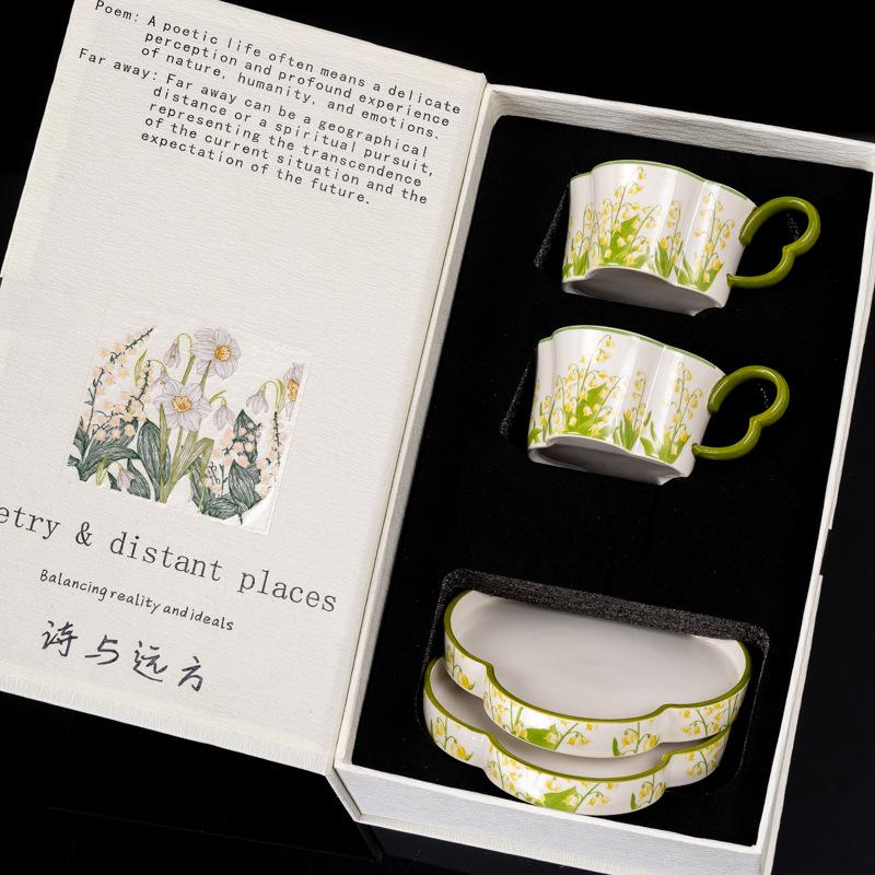 

Поэзия И Расстояние Ландыш Кофейная Чашка Подарочная Коробка Подарок на День Рождения для Подруги Свадьба Помолвка Сувенир Премиум 260ml