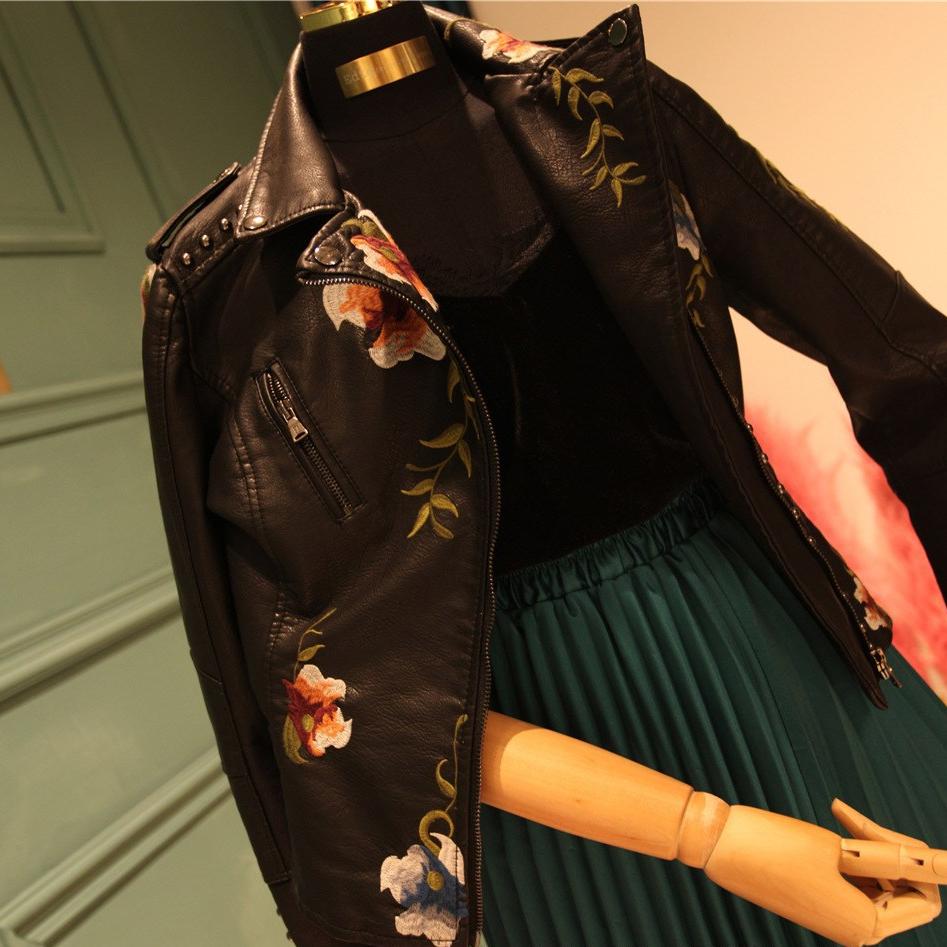 Women's Spring and Autumn Temperament Embroidered Rivets Women's Slim PU Heavy Metal Leather Short Jacket for Women