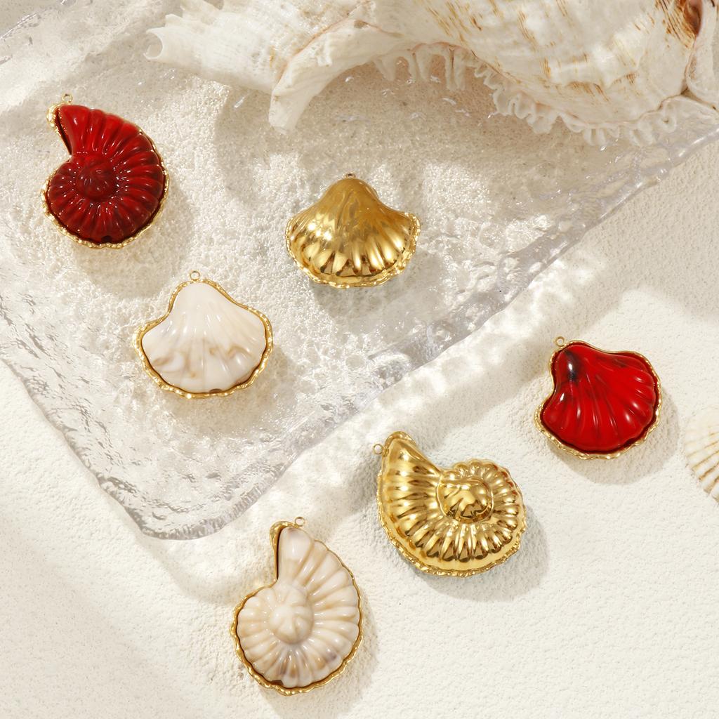 1 Piece 304 Stainless Steel Ocean Pendants 18K Gold Plated Resin Patch Shell Conch Charms For DIY Necklace Jewelry Making