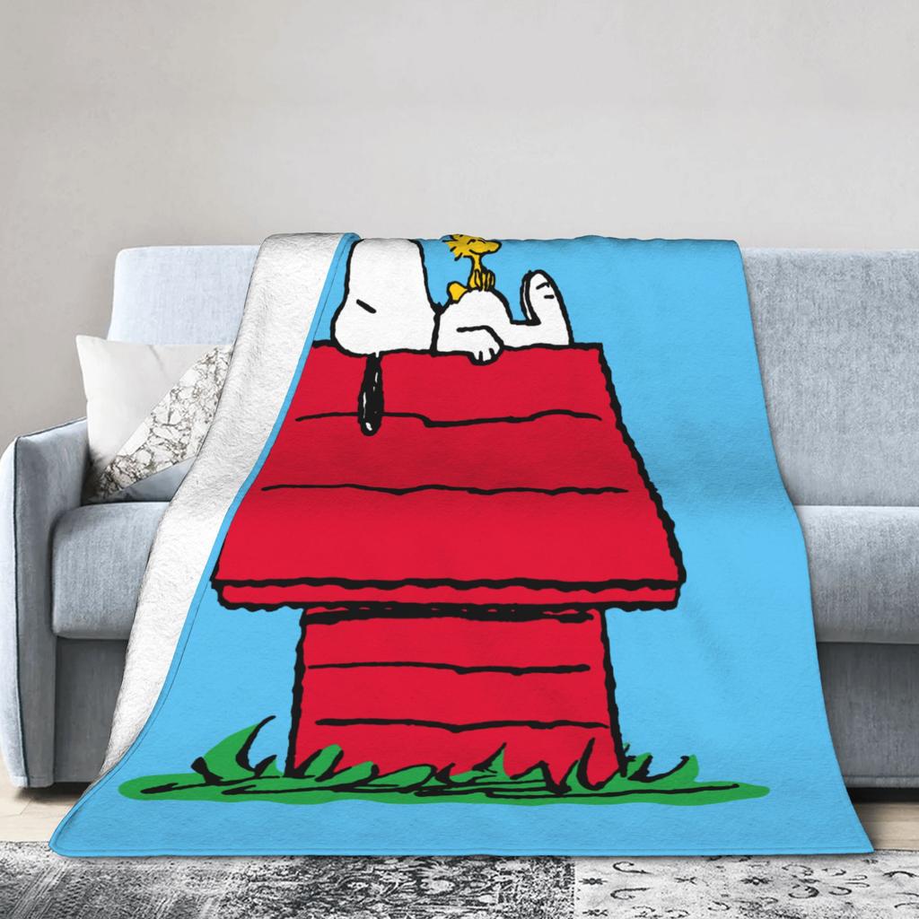 Snoopys Woodstock Doghouse Blanket Cover Flannel Super Soft Throw Blanket for Bed Bed Rug