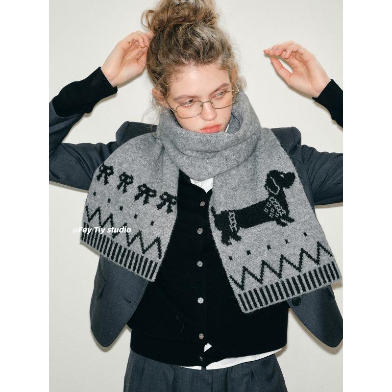 Gray Dachshund Knitted Scarf Women's New Winter Korean Atmosphere Warm Woolen Scarf Women's Neck Protector