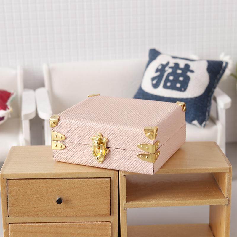 1:12 Puppenhaus Miniatur Koffer Vintage Leder Gepäckbox Aufbewahrungsbox Home Modell Dekor Spielzeug Puppenhaus Micro Szene Dekor Spielzeug