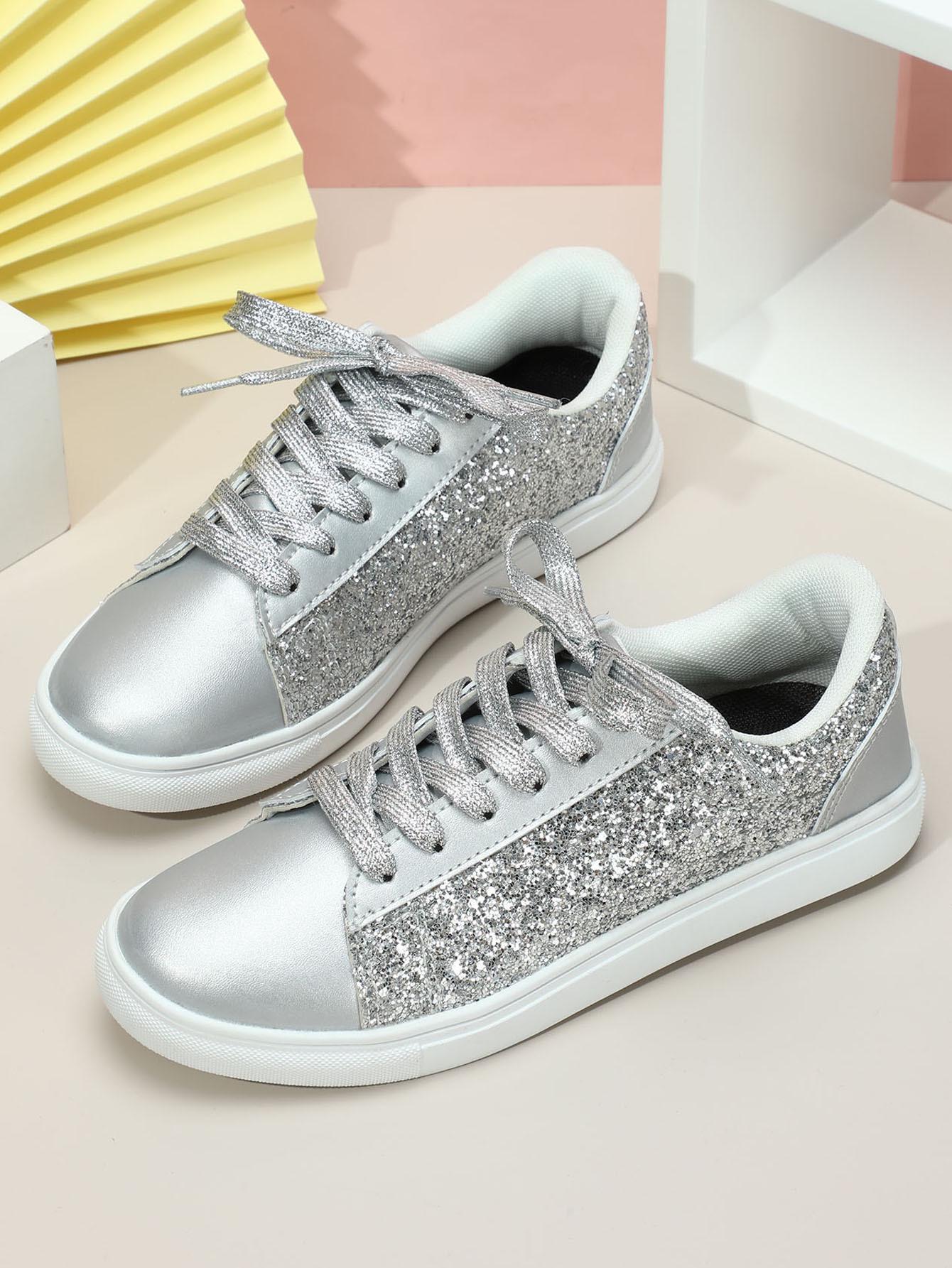 

In-Stock Bright Surface Women s Low-Top Lace-Up Casual Sports Shoes - Spring/Autumn Trend 43 срібний