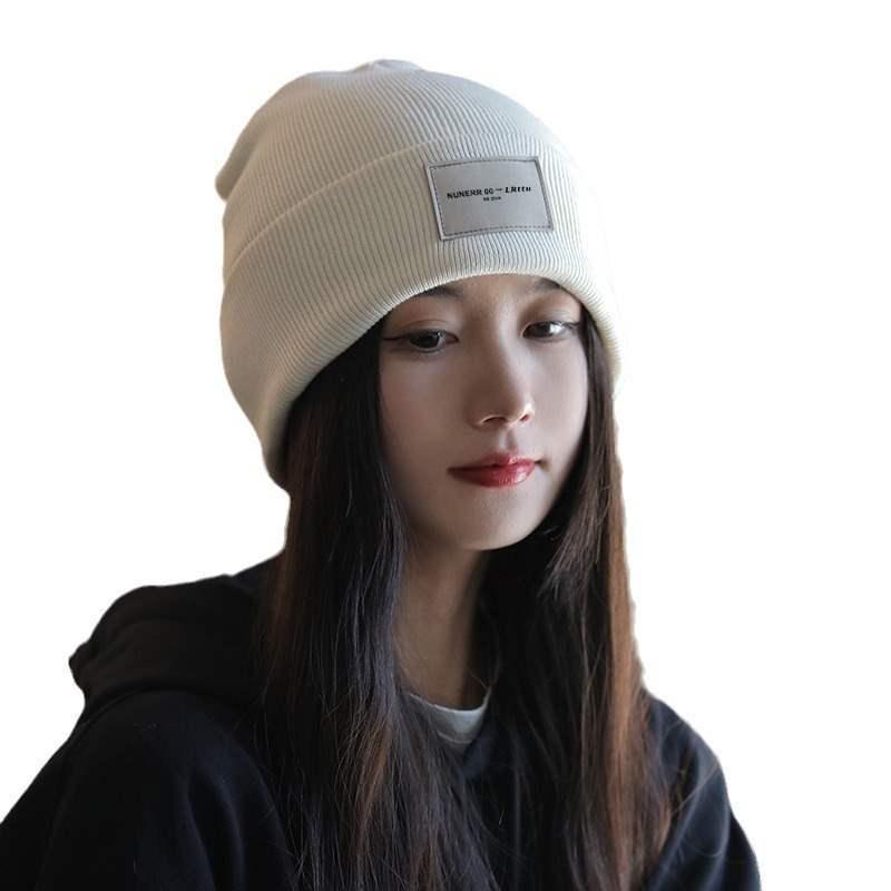 Women's Korean Style Face-Slimming Winter Knit Hat, Trendy and Warm for Cycling.