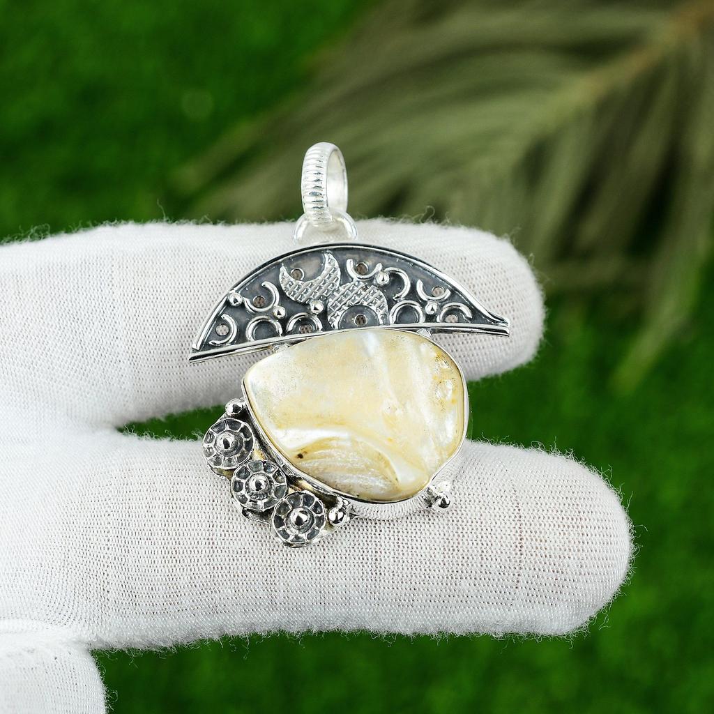 Natural Mother Of Pearl Gemstone Pendant 925 Sterling Silver Jewelry For Girls