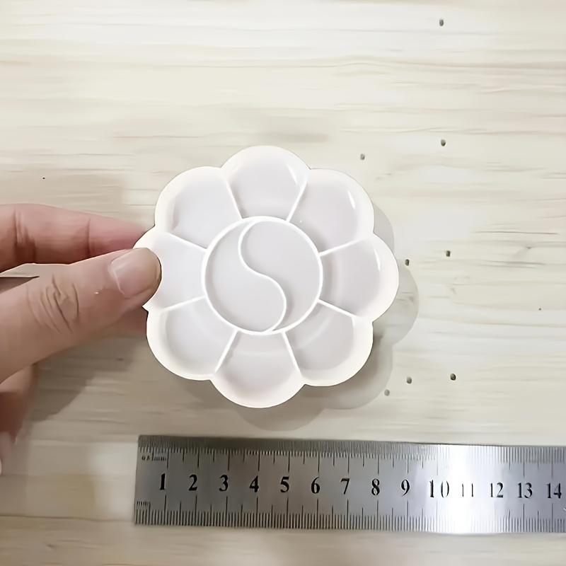 30-Pack Mini Flower-Shaped Plastic Palette Set, Ideal for Watercolor, Acrylic & Gouache Mixing - Art Supplies