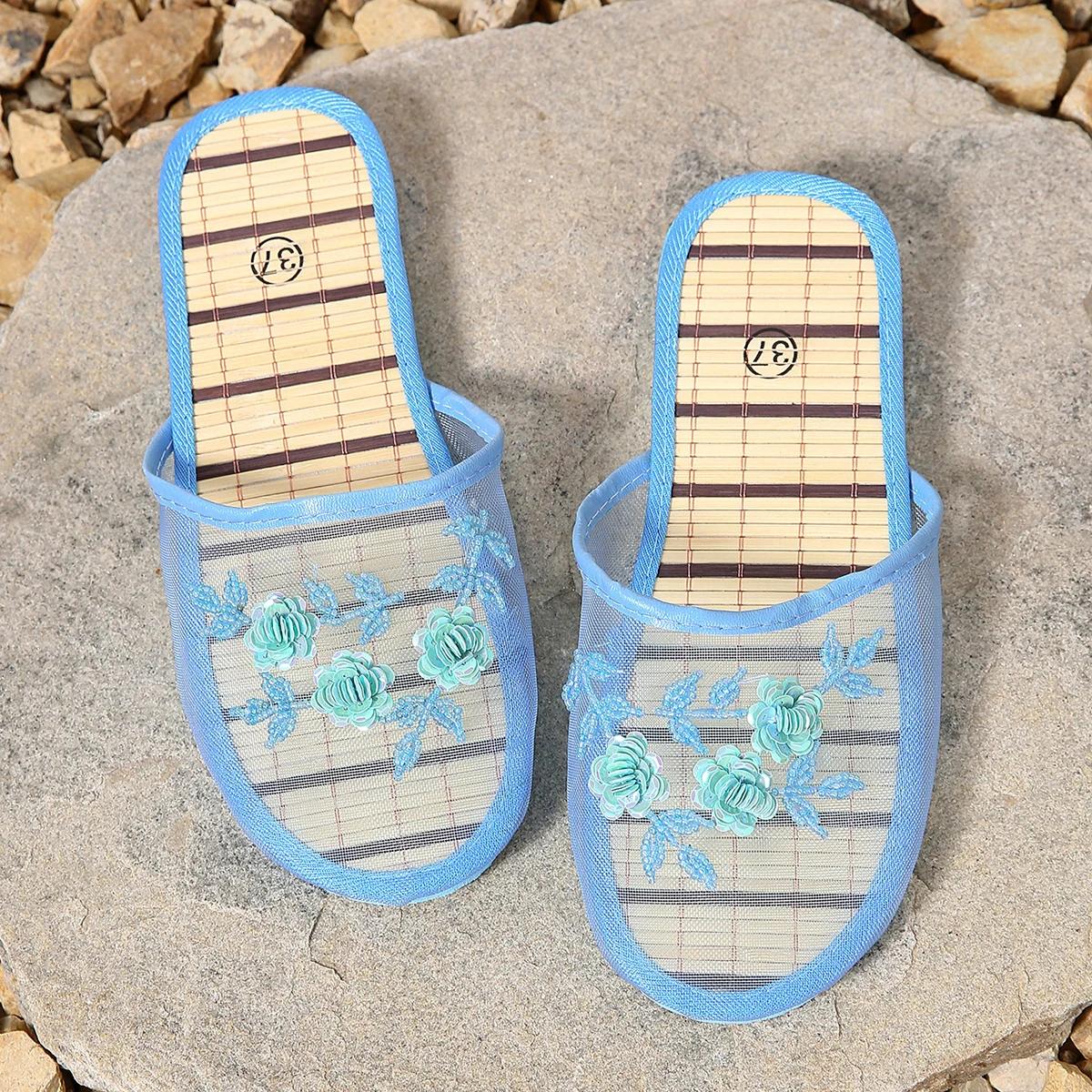 

Модная обувь для женщин 2025 Горячая распродажа Женские шлепанцы Баотоу Модные хрустальные цветочные Повседневные шлепанцы Женские Новые сетчатые шлепанцы на плоской подошве Zapatos 41 светло-синий