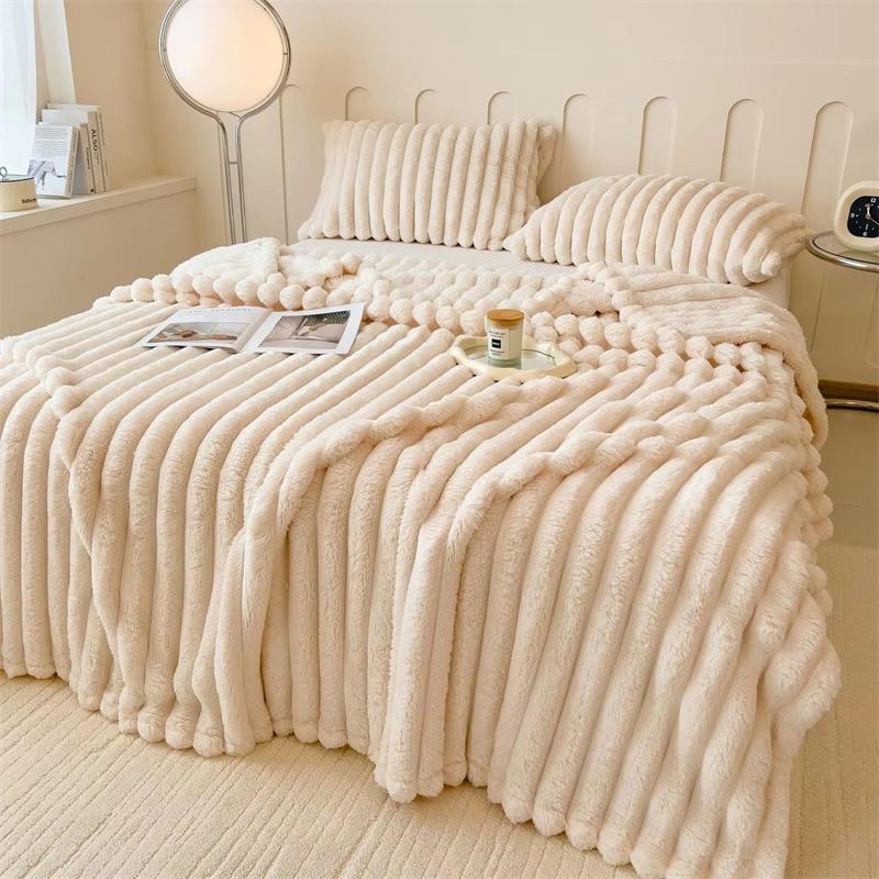 1 Piece Thickened Flannel Blanket Solid Color Soft Fluffy Plush Throws for Sofa Bed Office Travel Coral Rabbit Plush Blanket Winter Thermal Blanket