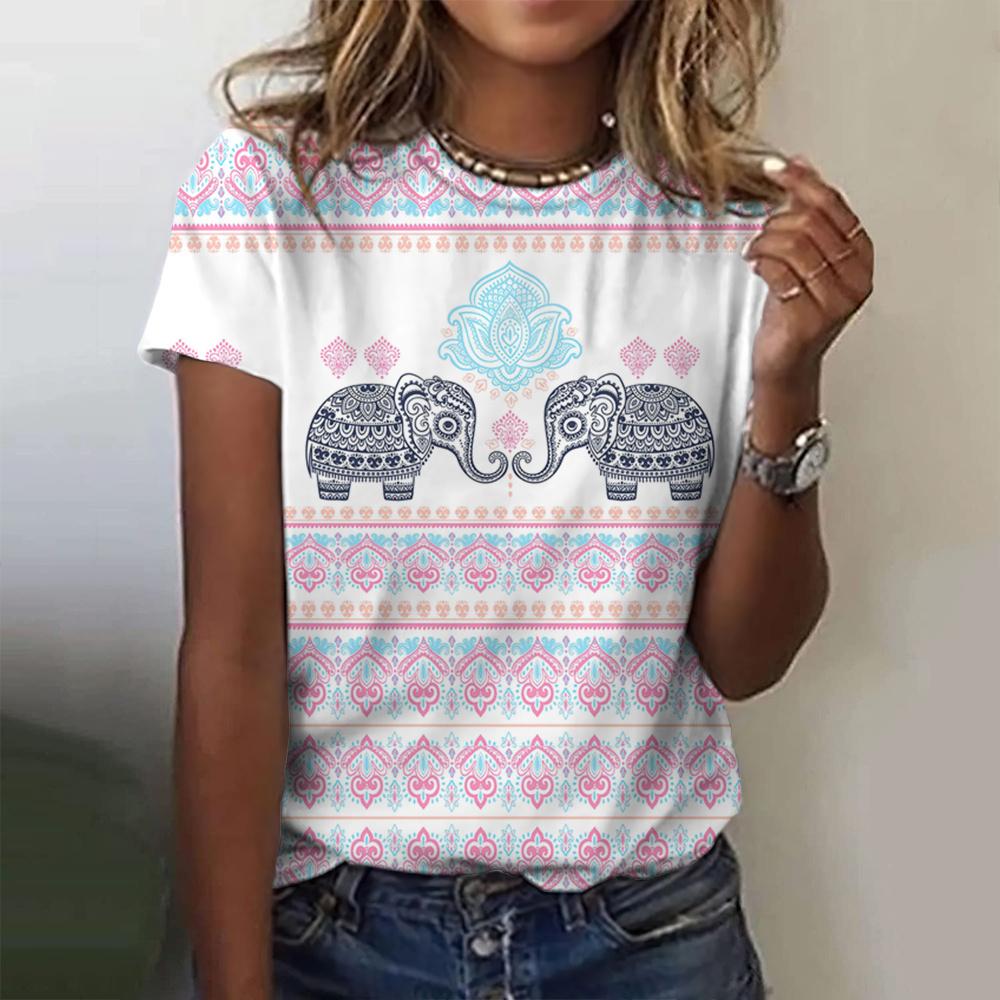 Female ethnic elephant 3D printed T-shirt, retro animal printed T-shirt, round neck casual summer T-shirt, loose short sleeved T-shirt