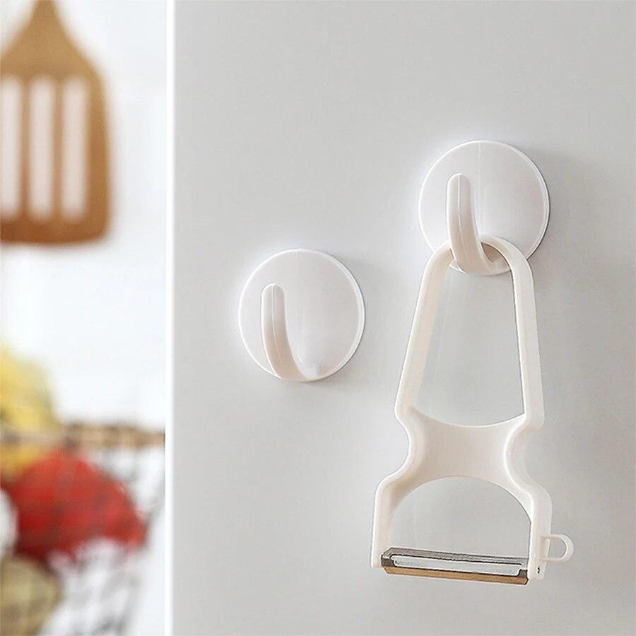 2 Stück weiße magnetische Kühlschrankhaken, kompakt und leicht zu erreichen, glatte Kante, Tragkraft 150 g, Aufbewahrungshaken