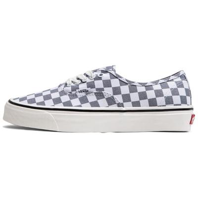Încălțăminte unisex – Adidași
