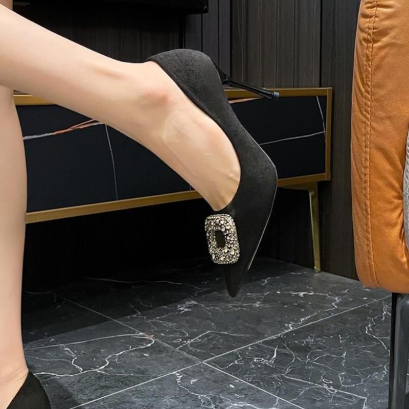 Spring 2025 new high heels women's thin heels non-slip black pointed versatile light luxury temperament celebrity professional single shoes