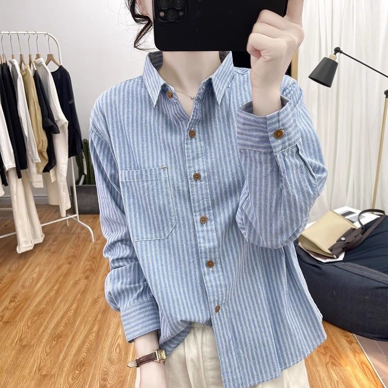 Long-sleeved Korean version of striped shirt, loose spring and autumn thin shirt, stacked with a base, wearing a versatile top for women