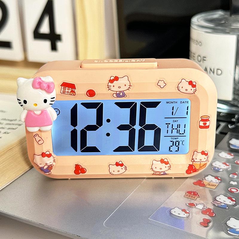 Luminous Cute Beaver Alarm Clock - Multifunctional Silent Desktop Clock with Timer for Dorms and Bedside.